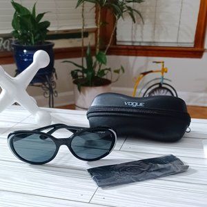 VOGUE VO 2662-S W44/87 BLACK & GRAY SUNGLASSES